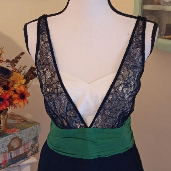 Moulinette Soeurs Anthropologie Black Lace Dress With Kelly Waistband.Balletcore - Picture 3 of 13